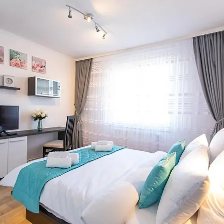 Onyx - Wonder Apartment Brasov